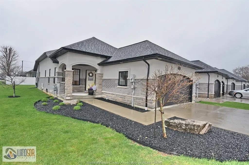 100 HOUGHTON, Essex, ON N8M 0A5