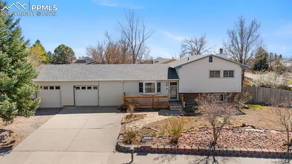 7355 Grand Valley DR, Colorado Springs, CO 80911