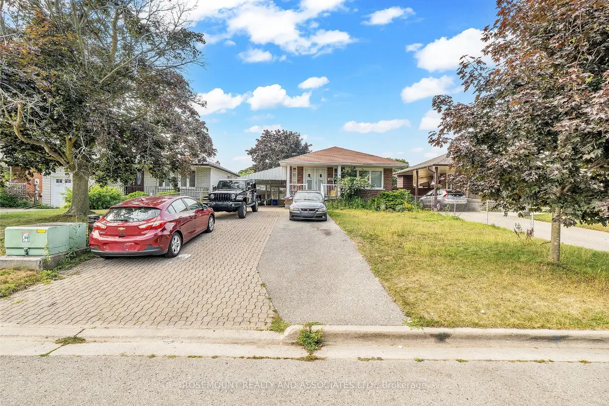 50 Seneca AVE #Basement, Oshawa, ON L1G 3V4