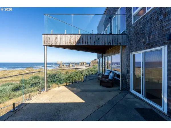 2770 WHALE WATCH WAY, Bandon, OR 97411