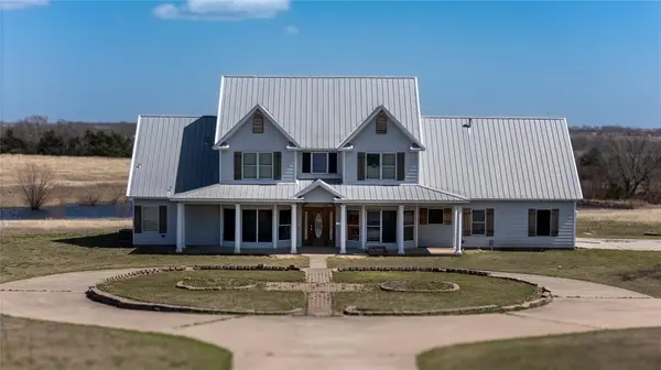 1408 Hackberry Road, Van Alstyne, TX 75495