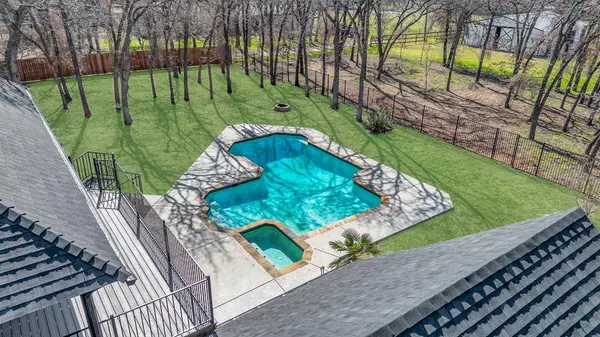 7004 Ledbetter Road, Arlington, TX 76001