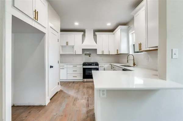 522 Griffith Avenue, Dallas, TX 75208