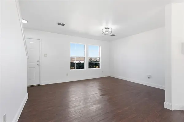 1422 Mill Branch Drive, Garland, TX 75040