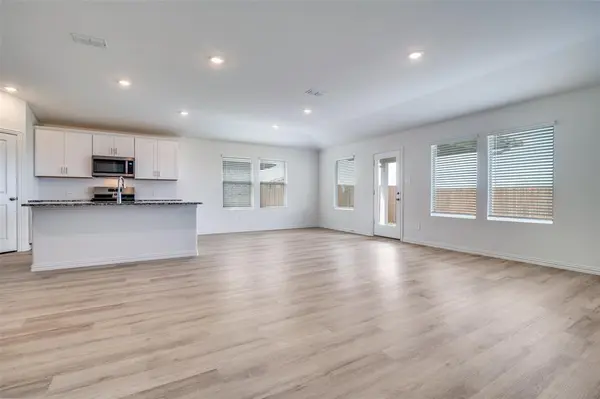 1371 Los Olmos Lane, Crandall, TX 75114