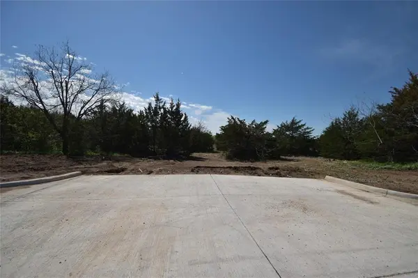 640 W Kilpatrick Street, Cleburne, TX 76033