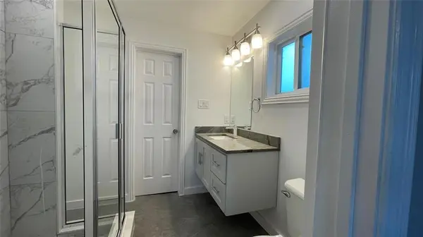 2931 Ivandell Avenue, Dallas, TX 75211