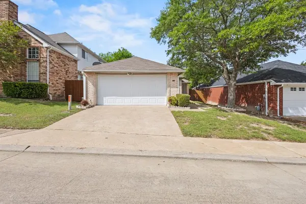 225 Juniper Ridge Court, Desoto, TX 75115