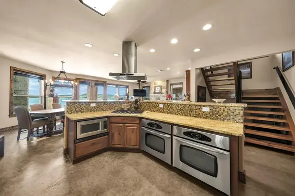 2649 Hideaway Lane, Possum Kingdom Lake, TX 76449