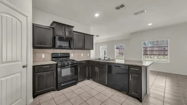 6948 Freeboard Way, Fort Worth, TX 76179