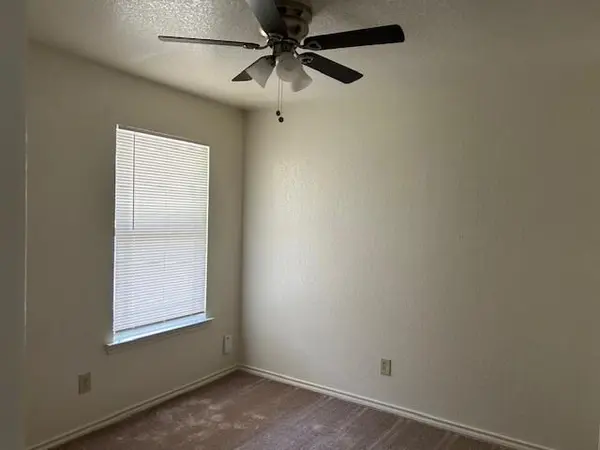 1405 CHERRY Street, Gainesville, TX 76240