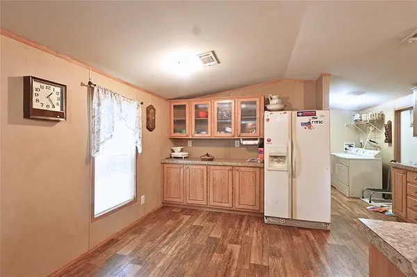 13990 Daniel Boone Lane, Log Cabin, TX 75148