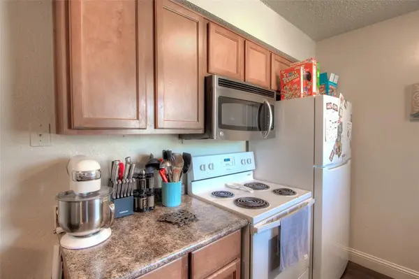 201 W Trinity Street #C, Forney, TX 75126