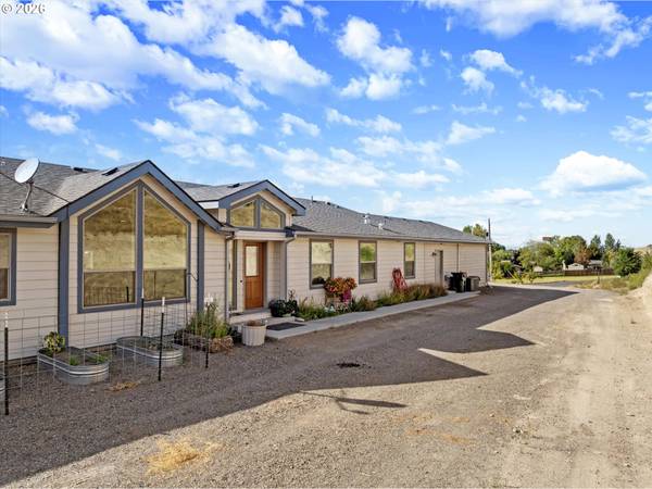 475 WASHINGTON AVE, Baker City, OR 97814