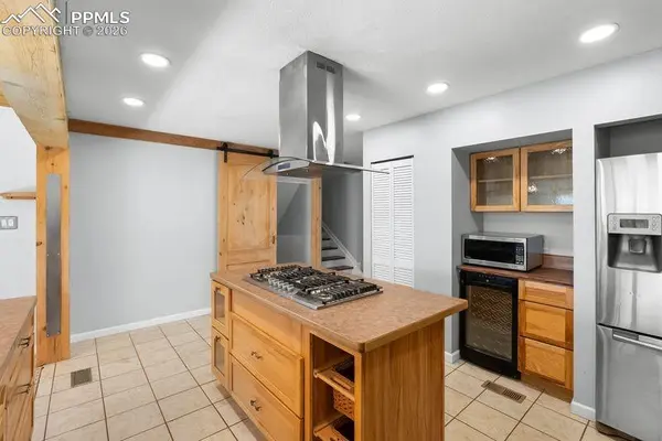 7355 Grand Valley DR, Colorado Springs, CO 80911