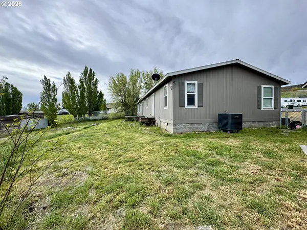 330 KRAMERIA CT, Arlington, OR 97812