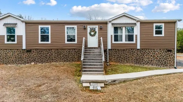 2480 Stage RD, Concord, VA 24538