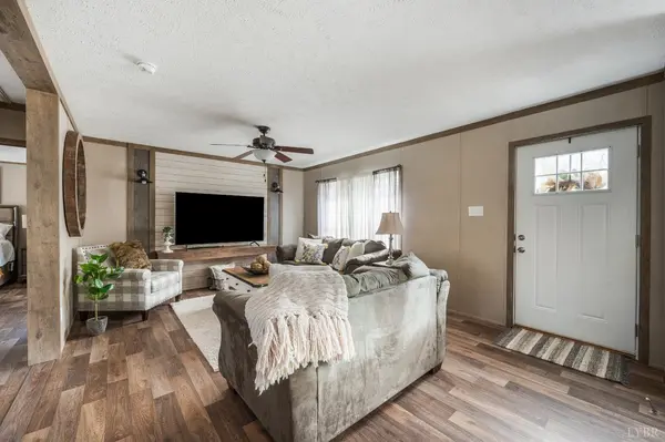 2480 Stage RD, Concord, VA 24538