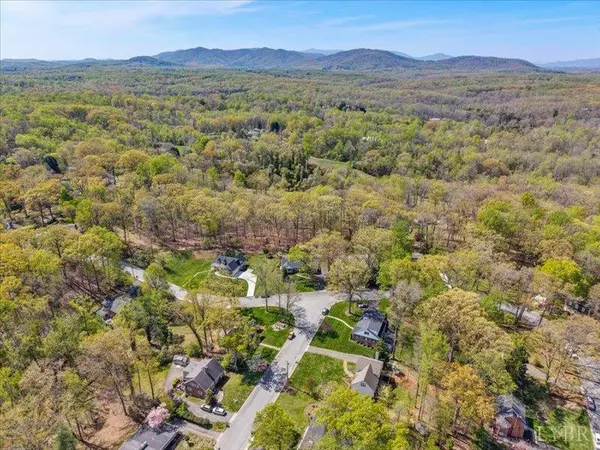 1601 Lexington DR, Lynchburg, VA 24503