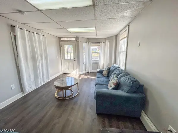 442 Bordentown Ave, South Amboy City, NJ 08879