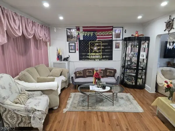 20 Telford St, East Orange City, NJ 07018