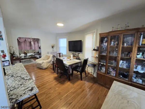 20 Telford St, East Orange City, NJ 07018