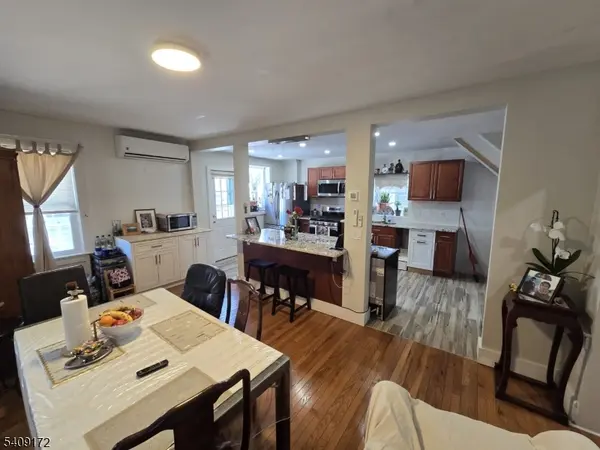 20 Telford St, East Orange City, NJ 07018