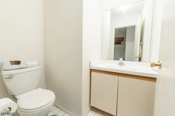 50 Woods Edge Dr #50, Roxbury Twp., NJ 07876