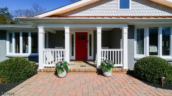 13 Laurel Pl, Chester Twp., NJ 07930