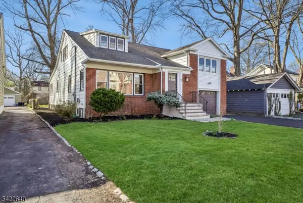 5 Essex Rd, Maplewood Twp., NJ 07040