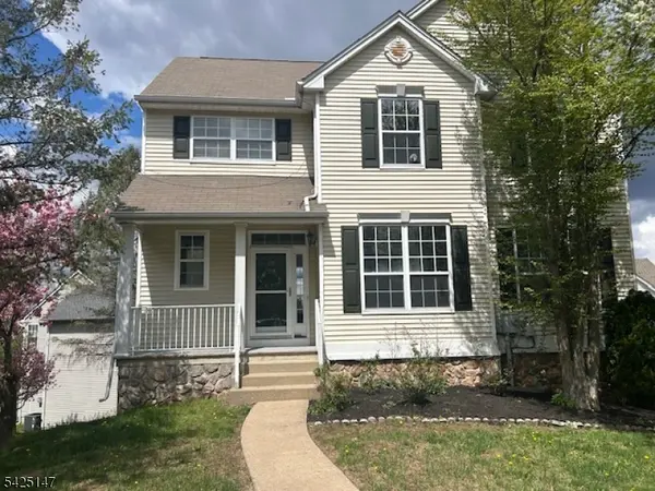 227 Winding Hill Dr, Mount Olive Twp., NJ 07840