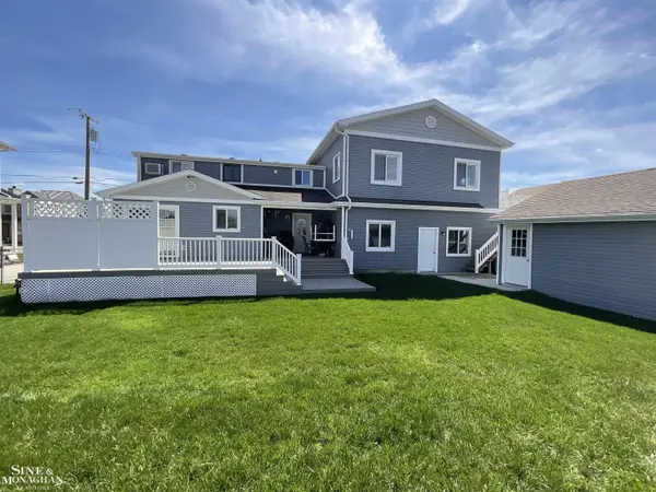 7846 Stark DR, Clay Twp, MI 48001