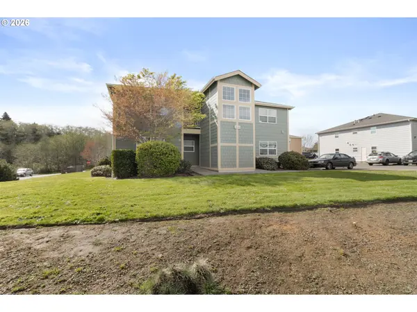 2045 SE AZALEA AVE, Warrenton, OR 97146