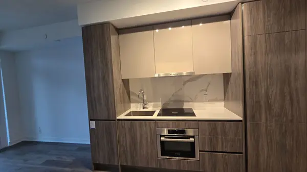 180 Front ST E #1915, Toronto C08, ON M5A 0A9