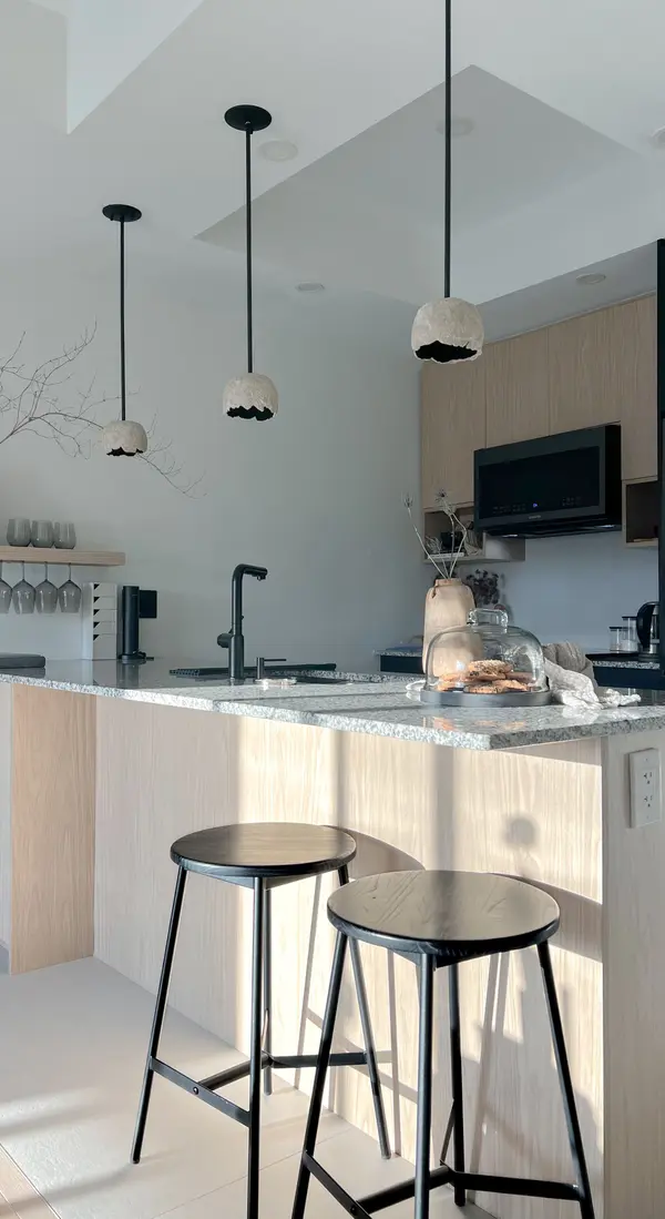 670 Gordon ST #312, Whitby, ON L1N 0K9