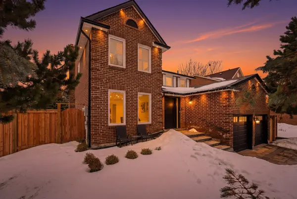 2 Meyer CIR, Markham, ON L3P 4C2