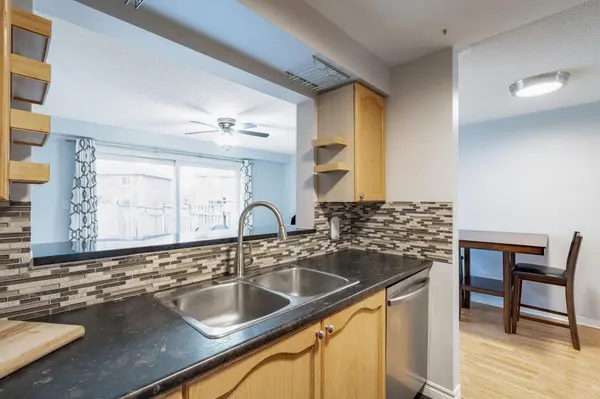 47 Bibby CT, Barrie, ON L4N 8T4