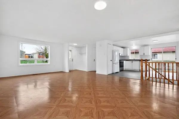 365 Galloway BLVD, Midland, ON L4R 5B2