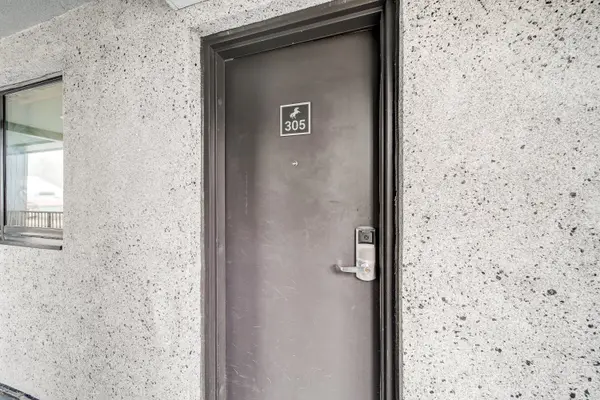 80 Horseshoe BLVD #305, Oro-medonte, ON L4M 4Y8