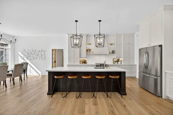 62 Tanners RD, Tay, ON L0K 2C0