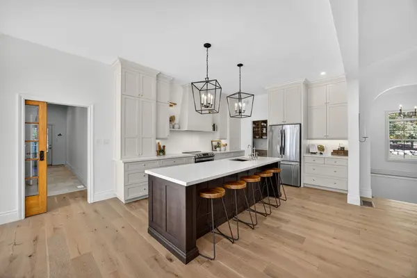 62 Tanners RD, Tay, ON L0K 2C0