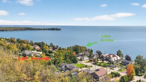 2266 Lakeshore RD E, Oro-medonte, ON L0L 1T0