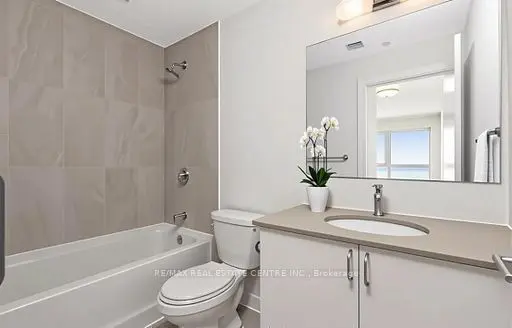 56 Lakeside TER, Barrie, ON L4M 0L4