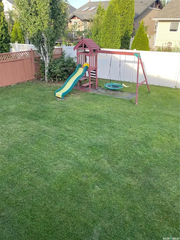 414 Adaskin COVE, Saskatoon, SK S7N 4P4