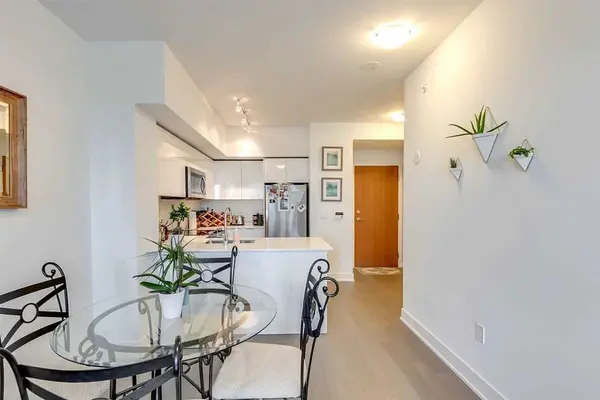 20 Shore Breeze DR #2205, Toronto W06, ON M8V 0C7