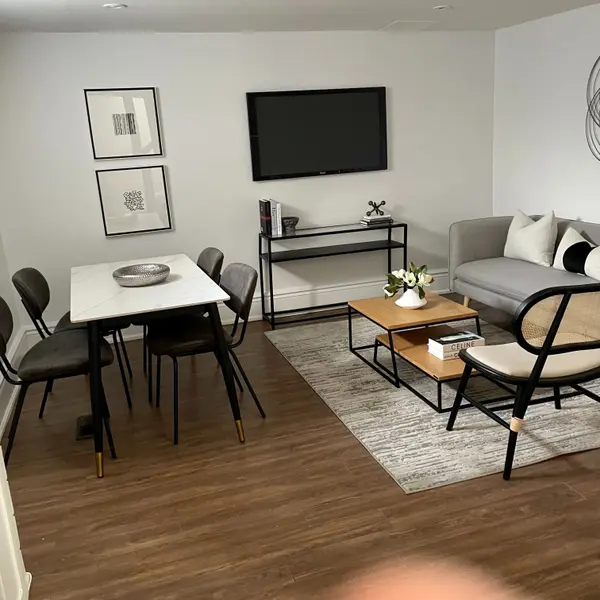 525 Old Weston RD #LOWER, Toronto W03, ON M6N 3B2