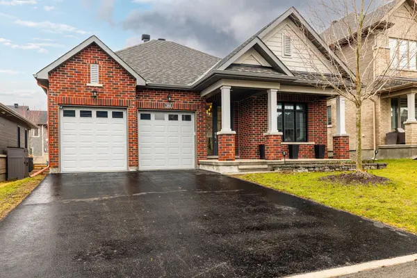 388 Trestle ST, Manotick - Kars - Rideau Twp And Area, ON K4M 0G4