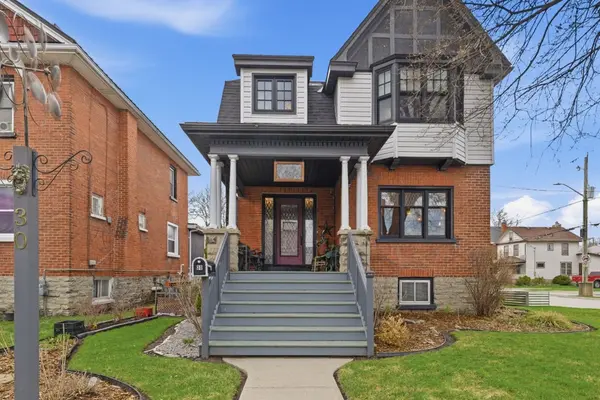 30 Catharine ST, Belleville, ON K8P 1L5