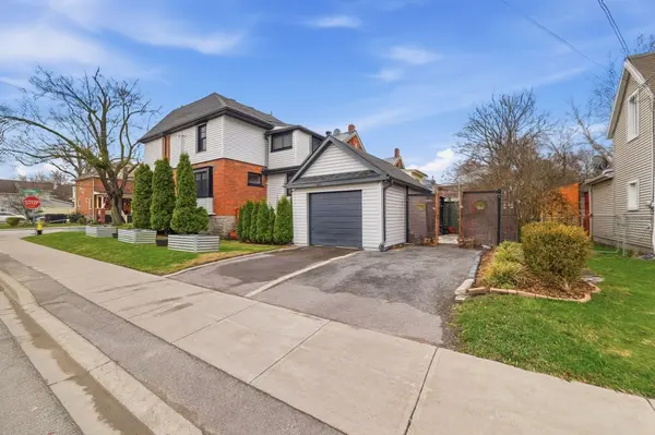 30 Catharine ST, Belleville, ON K8P 1L5