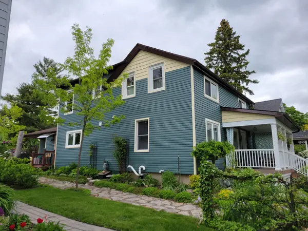 136 John ST, Gananoque, ON K7G 1A5